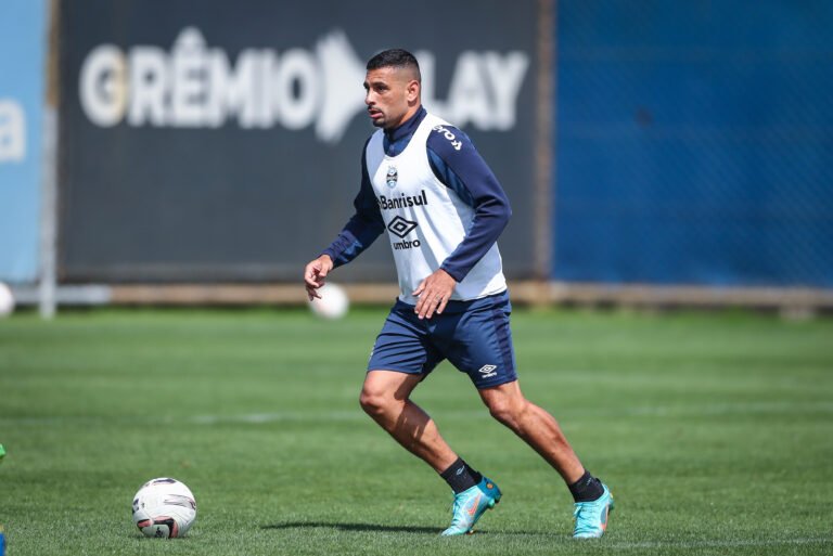 Grêmio tem nove jogadores com contrato encerrando em dezembro; veja os nomes