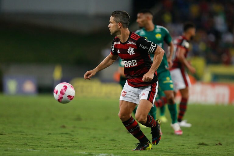 Diego Ribas deve ‘adiar’ aposentadoria e acertar com clube do exterior