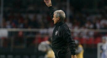 Com muitos desfalques, Botafogo divulga lista de relacionados contra o Bragantino