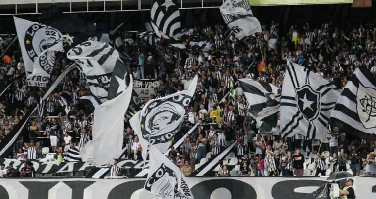 Torcida do Botafogo esgota setor para duelo contra o Cuiabá