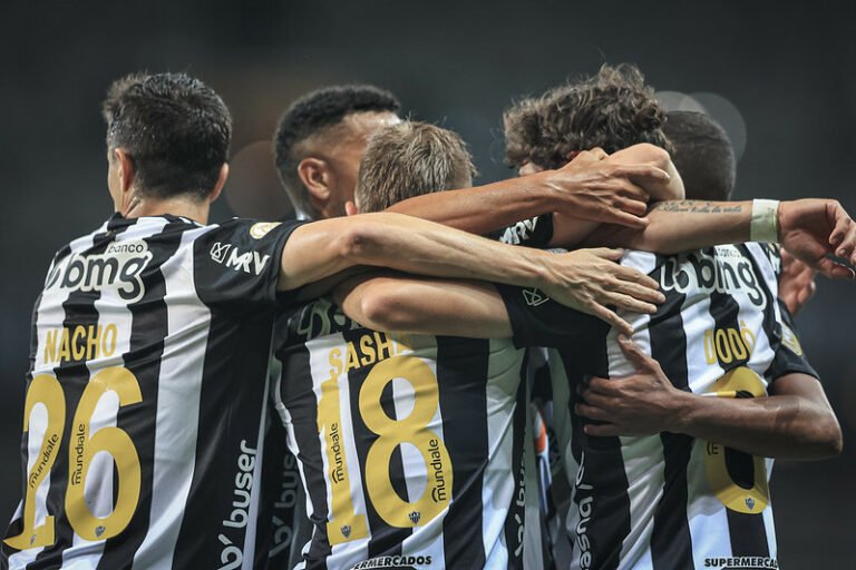 Atlético-MG atinge 55% de chances de ir para a Libertadores 2023, aponta a UFMG.