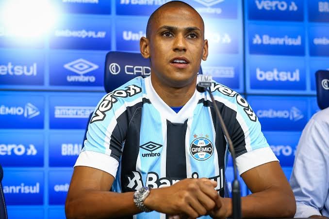 Bruno Alves afirma que permanece no Grêmio para 2023
