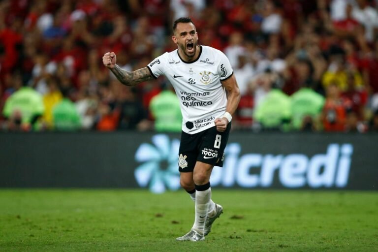 Renato Augusto diz ter orgulho do Corinthians: “É chorar hoje e voltar a pensar amanhã no Brasileiro”