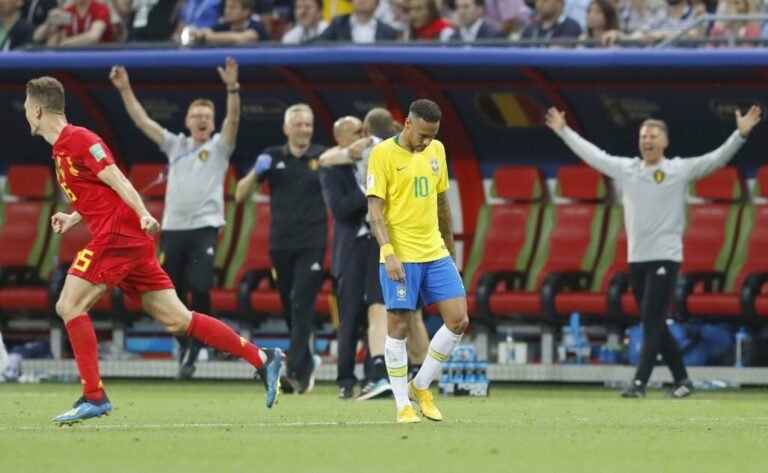 “2018 doeu mais do que a goleada do 7 a 1”, afirma Daniel Alves