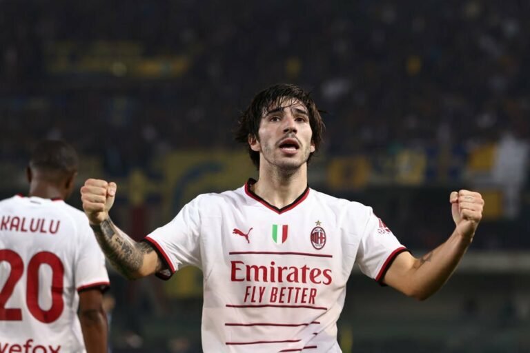 Liverpool mira a contratação de Sandro Tonali, meia titular do Milan