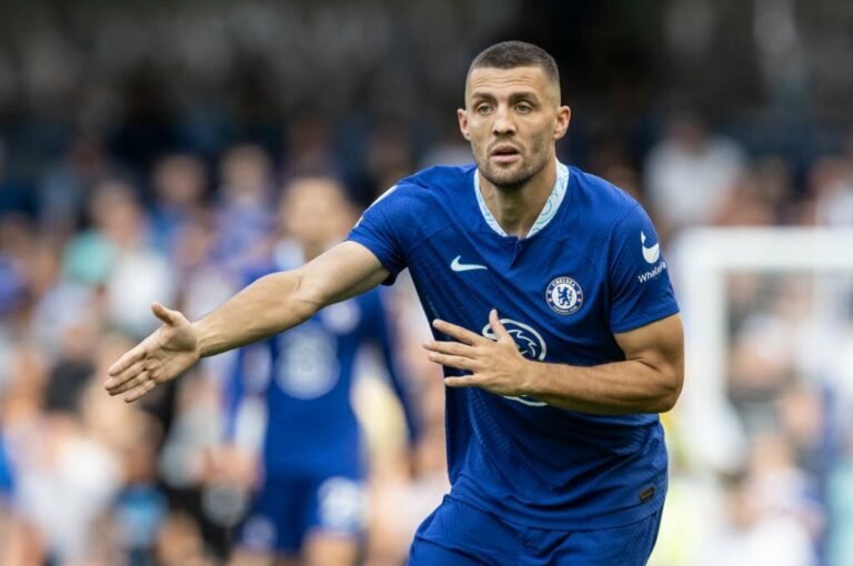 Chelsea planeja a renovação de Mateo Kovacic, afirma jornal inglês