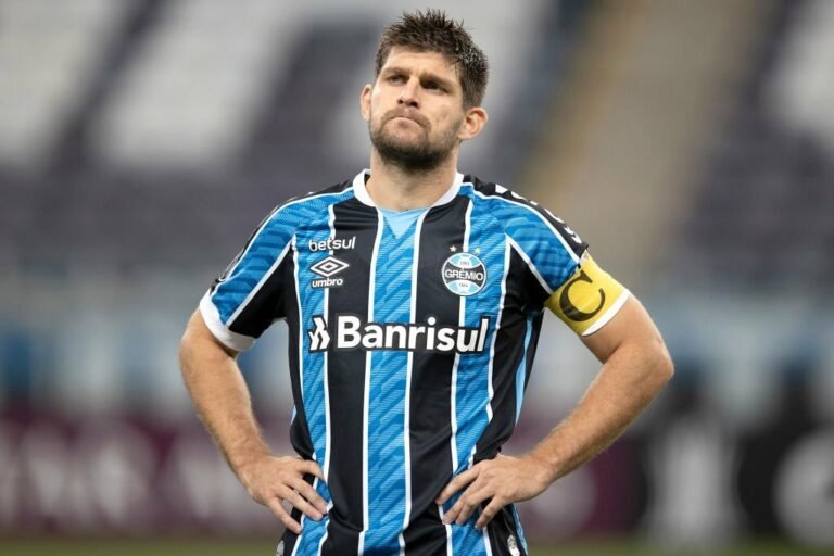 Boca Junior tem interesse na contratação de Walter Kannemann, do Grêmio