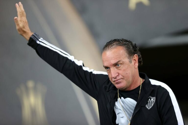 Cuca não fica no Atlético-MG para 2023, afirma jornalista