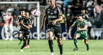 Ed Carlos aproveita as oportunidades e vibra com assistência: “Muito feliz com isso”
