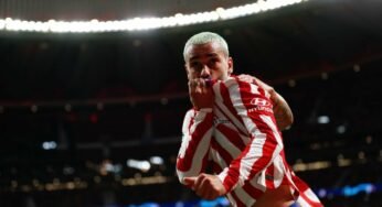 Atlético de Madrid anuncia acordo com Barcelona pela compra definitiva de Griezmann