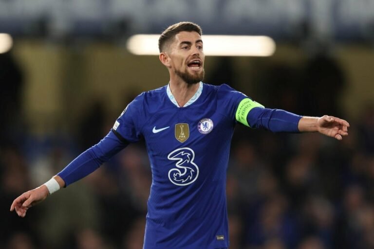 Barcelona negocia contratação de Jorginho, do Chelsea