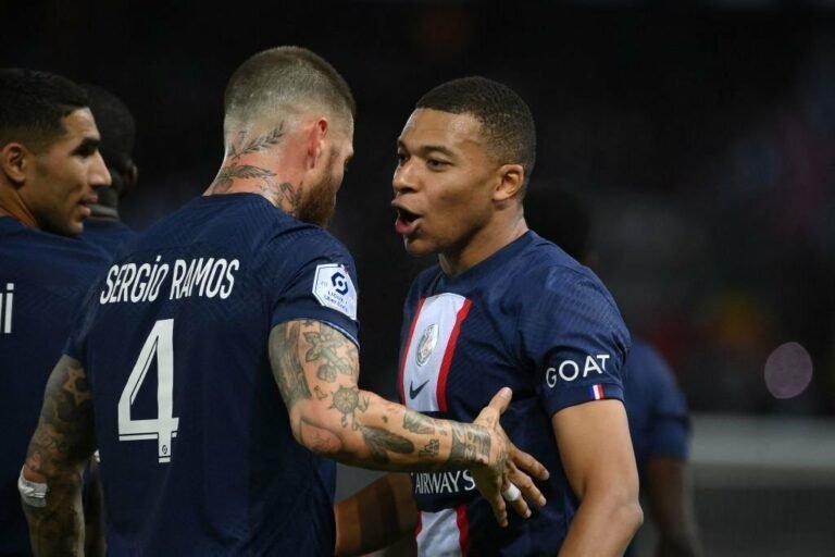 Sergio Ramos comenta sobre situação de Mbappé: “Está muito feliz aqui”