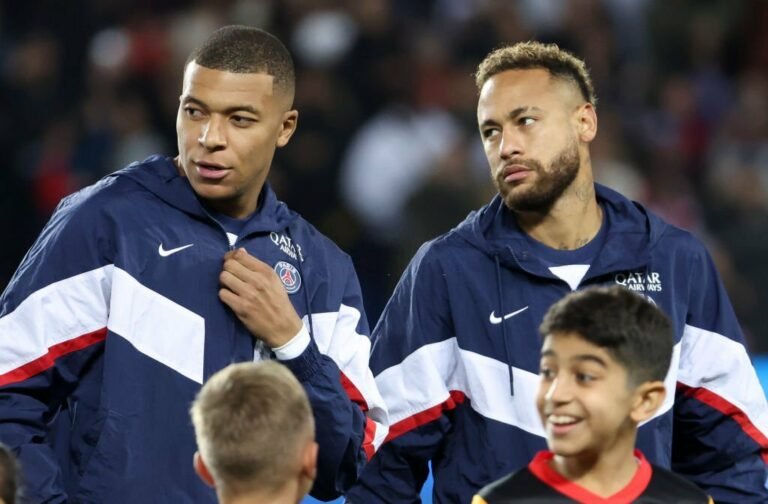 Neymar está convencido de que Mbappé pediu sua saída do PSG