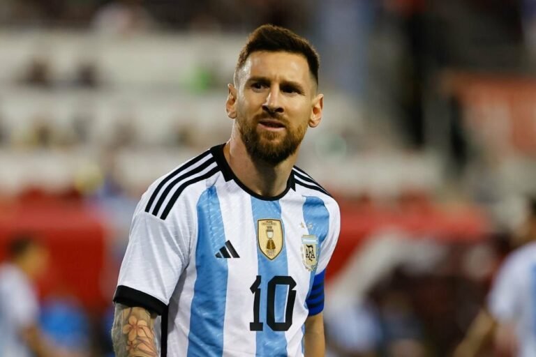 Messi cita Brasil e França como favoritos para Copa do Mundo