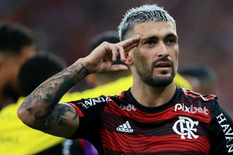 Arrascaeta cita partida que serviu de ‘virada’ para o Flamengo na temporada