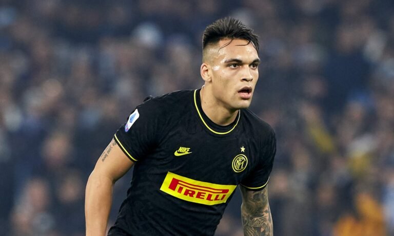Alvo do Bayern de Munique, Lautaro Martinez deseja permanecer na Inter de Milão