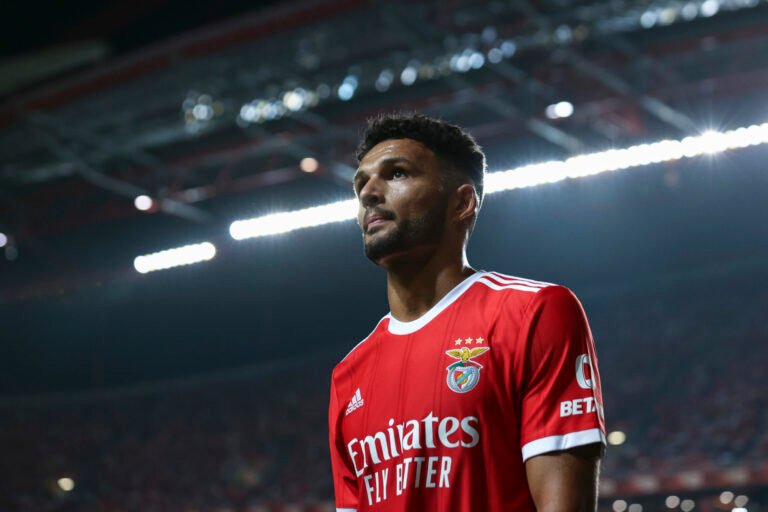 PSG monitora situação de Gonçalo Ramos, atacante do Benfica