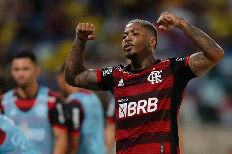 Marinho recebe sondagens, mas Flamengo descarta liberá-lo de graça