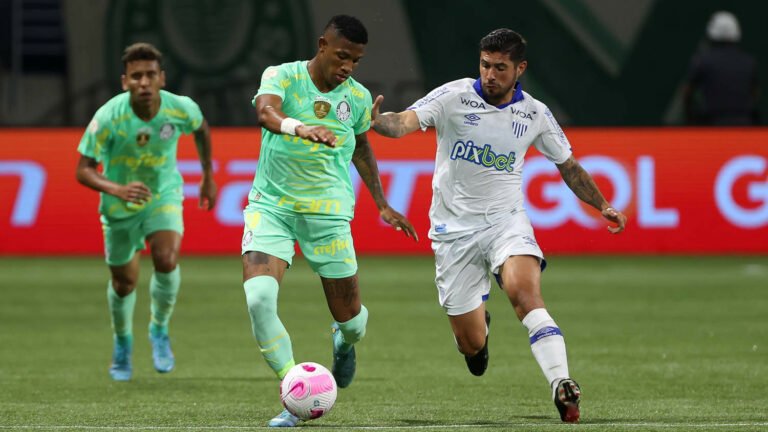 Palmeiras vence Avaí e pode ser campeão brasileiro na próxima rodada