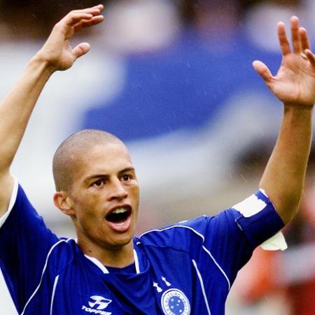 Ídolo do Cruzeiro, Alex recebeu proposta encantadora para jogar no rival, Atlético