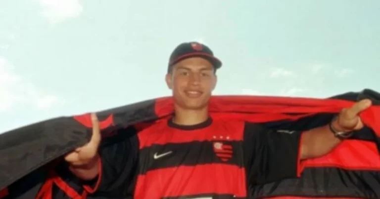 Alex fala sobre propostas para retornar ao Brasil em 2012 e revelou que quase voltou ao Flamengo