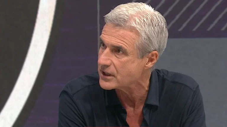 Luís Castro revela que pedirá de quatro a cinco reforços de qualidade no Botafogo para 2023