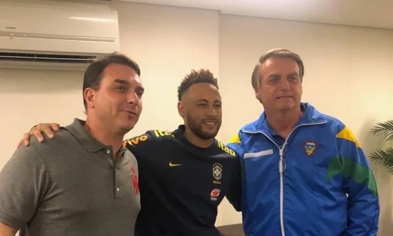 Neymar pode ser punido em caso de comemorações políticas na Copa do Mundo
