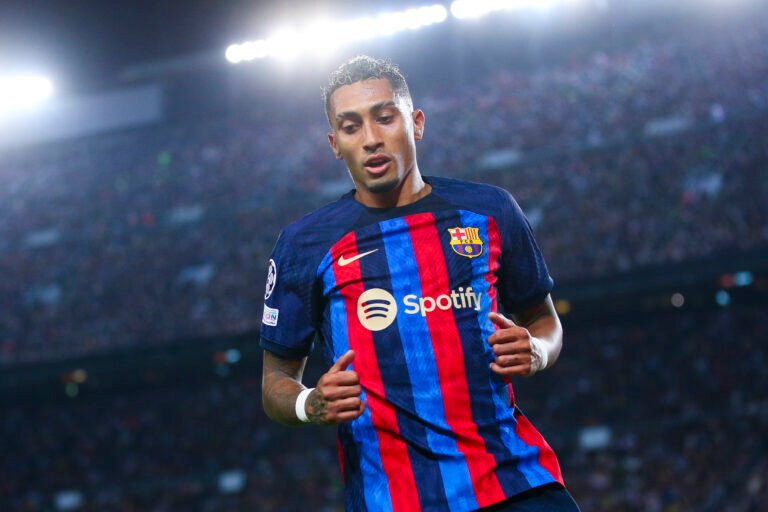 Raphinha e Depay causam mal-estar no Barcelona