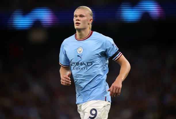 Jornalista revela salário de mais de R$ 5 milhões por semana de Haaland no Manchester City