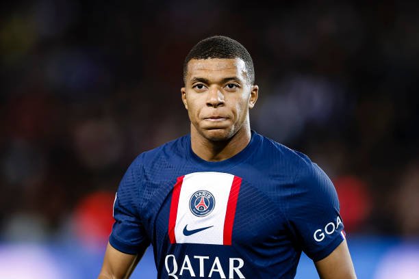 Mbappé nega pedido de saída do PSG: “É completamente falso”