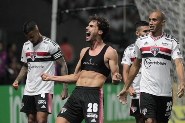 Igor Gomes aguarda nova procura e prioriza permanência no São Paulo