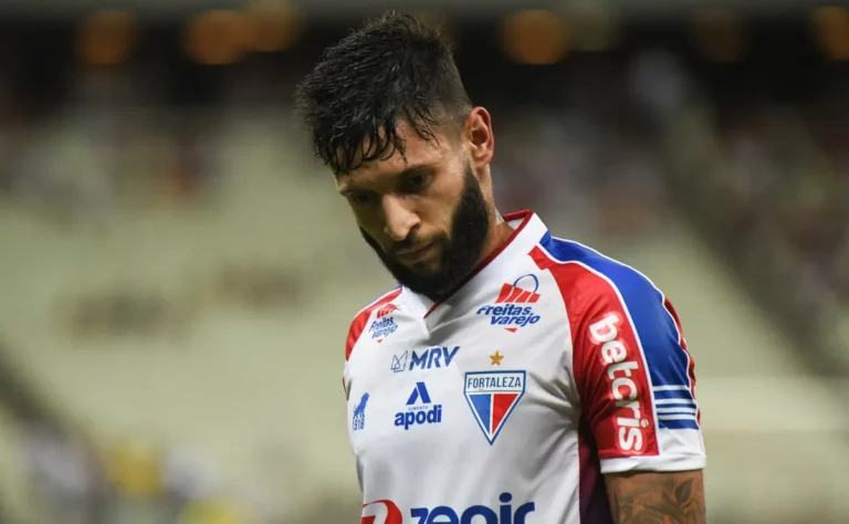 Juninho Capixaba entra na mira do Palmeiras, diz jornalista