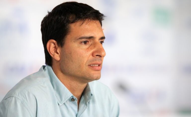 Em busca do Executivo de Futebol, Santos faz sondagem por Diego Cerri