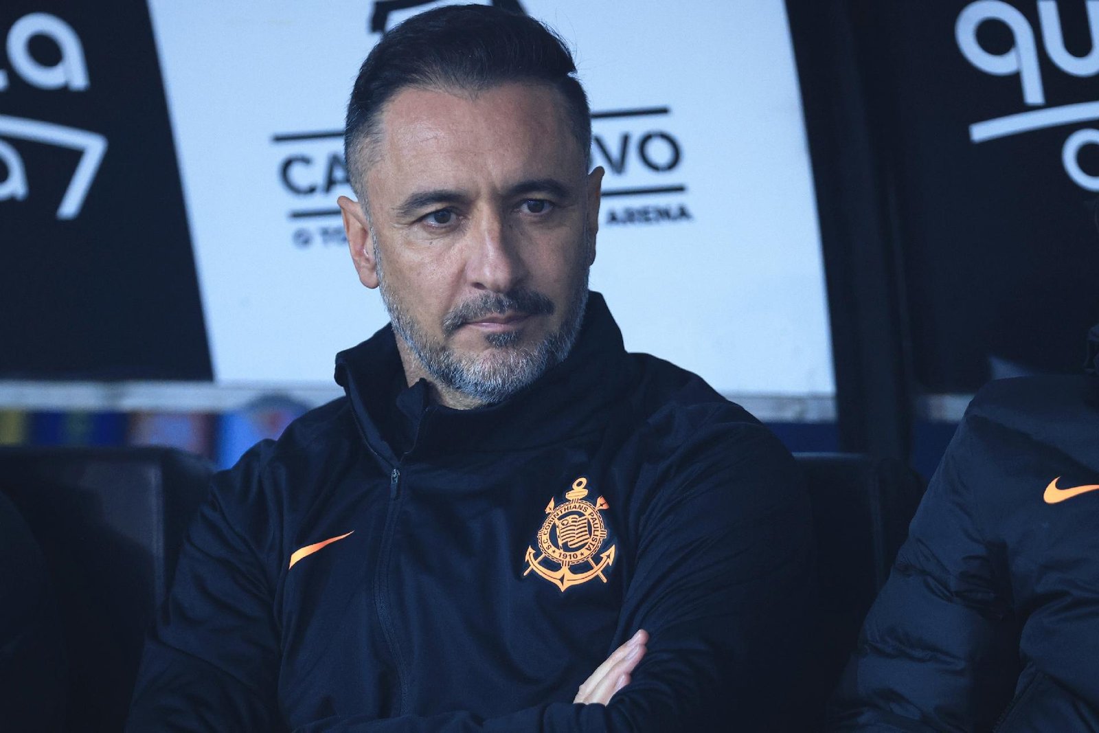 Presidente do Corinthians desconversa sobre renovação de Vítor Pereira