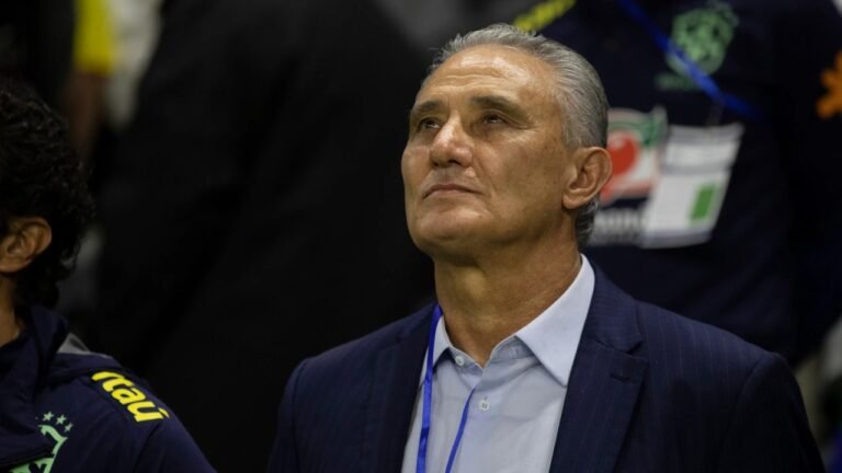 Corinthians mira Tite e Vojvoda para substituir Vítor Pereira