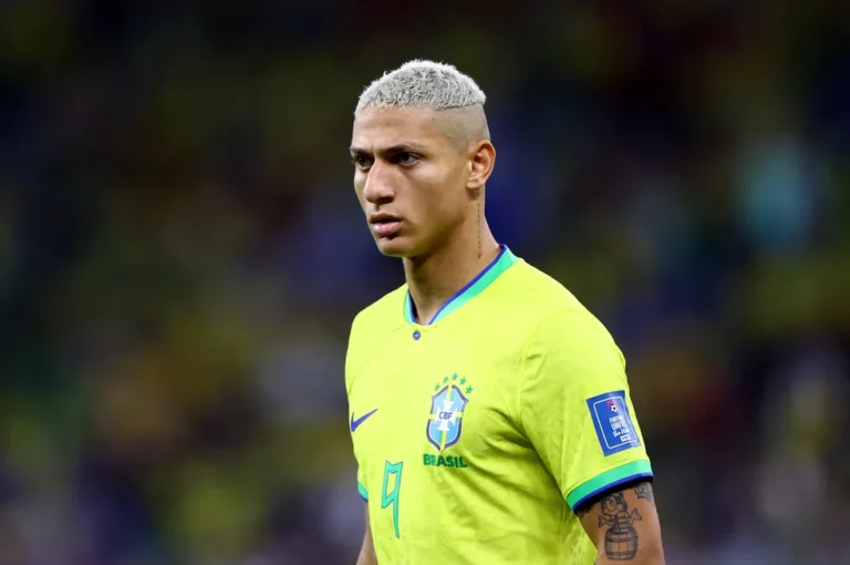 Richarlison acredita em volta de Neymar para as oitavas da Copa