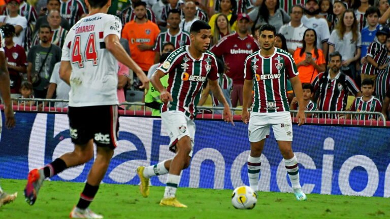 Site revela sondagens do exterior por Alexsander, do Fluminense