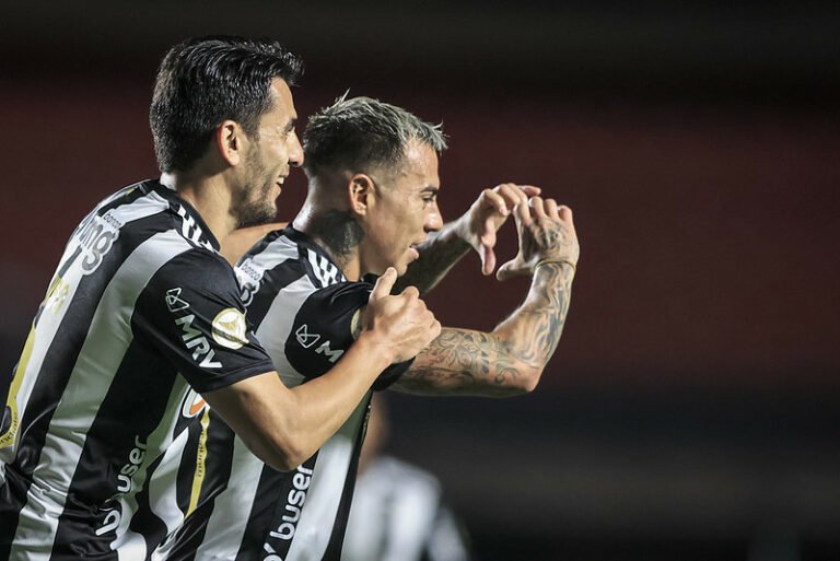 Atlético-MG planeja contratar de quatro a cinco reforços de peso em 2023, afirma jornal