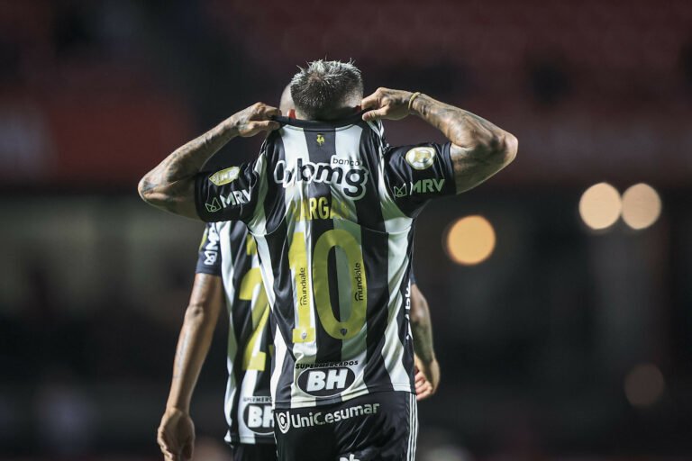 Eduardo Vargas supera Dátolo na ‘artilharia estrangeira’ do Atlético-MG