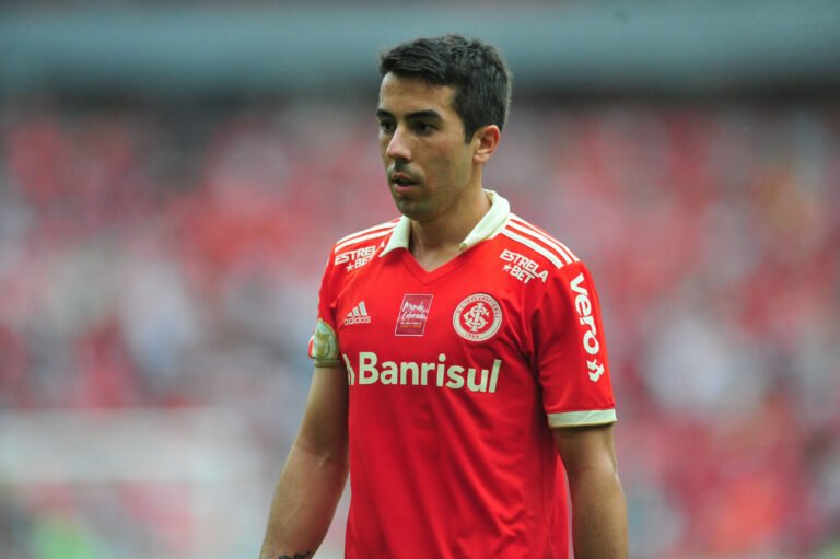 De Pena se irrita com a ausência de jogadores do Inter na Seleção do Brasileirão: “Não se respeitou muito o nosso time”