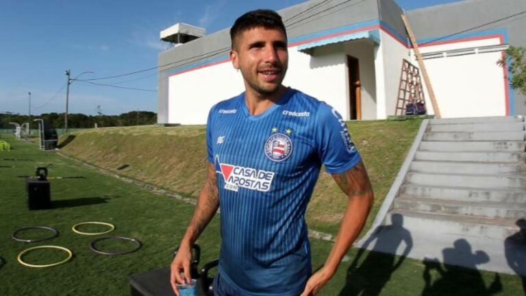 Meia do Bahia é oferecido ao Internacional e agrada Mano Menezes