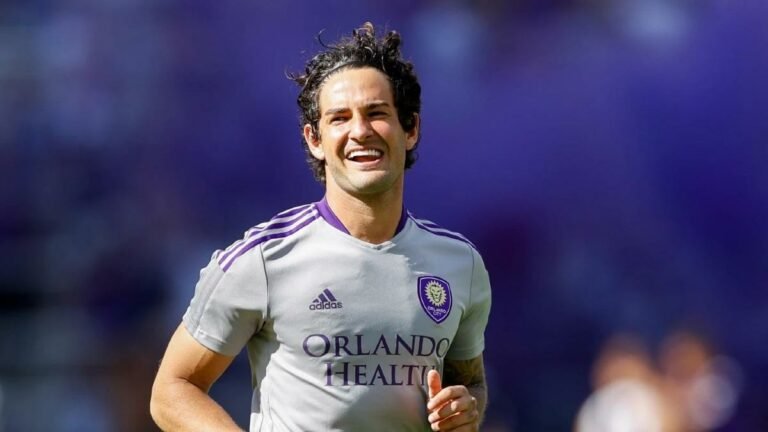 Fluminense está interessado na contratação de Alexandre Pato