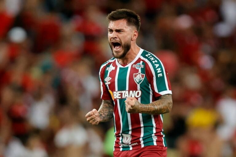 Nathan pede mais dinheiro para renovar com o Fluminense, diz jornalista