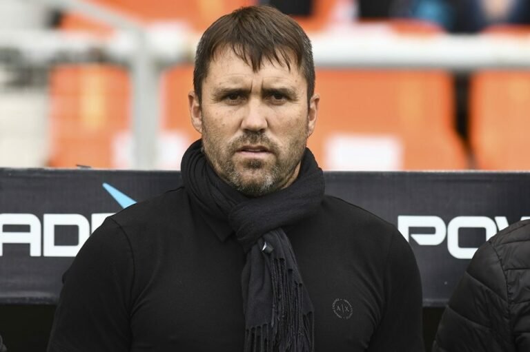 Eduardo Coudet pede R$ 1,2 milhão por mês para voltar ao futebol brasileiro