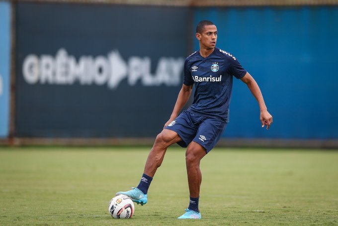 Bruno Alves revela acordo para permanecer no Grêmio após fim do empréstimo e se declara: “Um clube que me identifiquei”