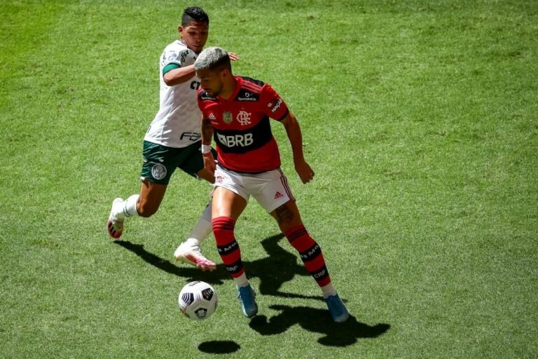 Flamengo e Palmeiras reeditam final da Supercopa do Brasil em 2023