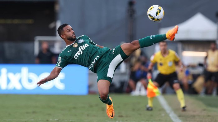 Mesmo com concorrência, Jorge interessa ao Santos para 2023
