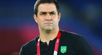 André Jardine ganha força nos bastidores para ser novo técnico do Vasco em 2023