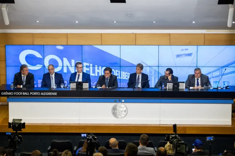Grêmio já tem interesse de investidores para a montagem de elenco