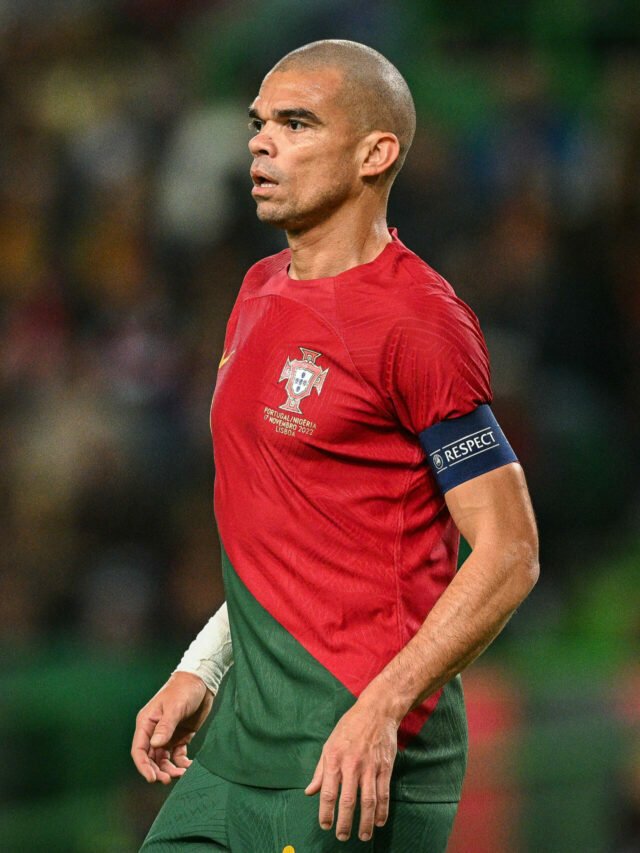 Fernando Santos confirma: Pepe será titular por Portugal